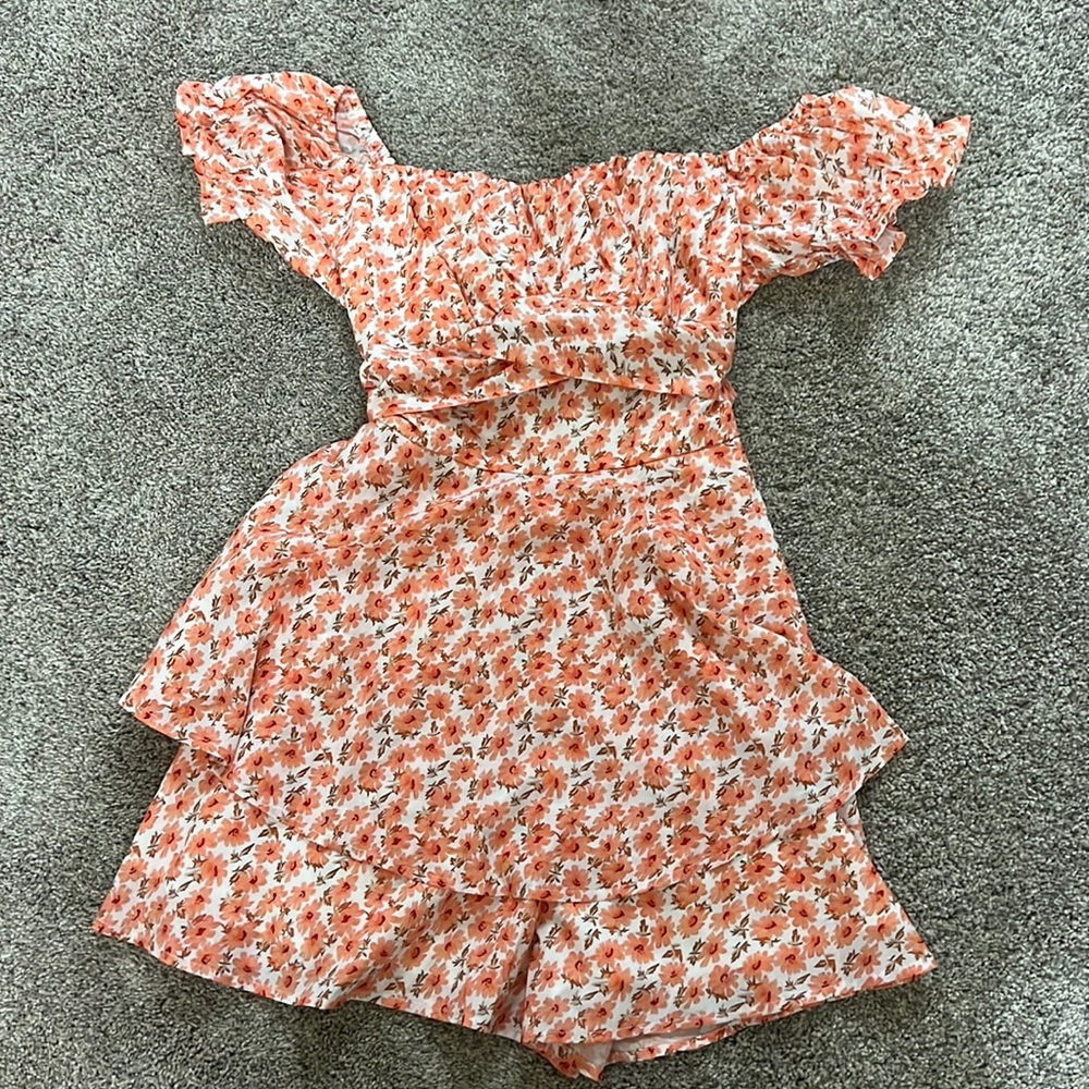 Women off shoulder chiffon jumpsuit, boho floral print shorts romper. NEVER WORN